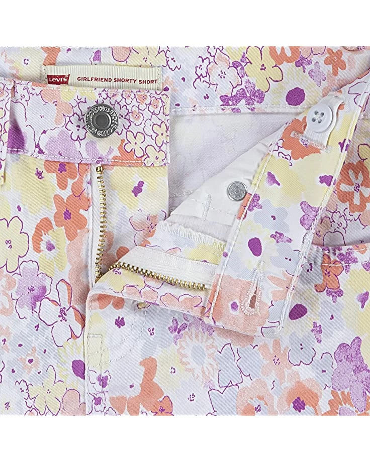 Levi's® Kids Girlfriend Fit Shorty Shorts (Big Kids) - Image 2